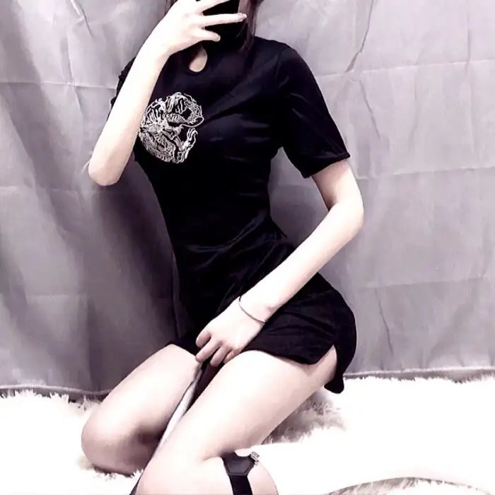 布劳涅森林的女人们
